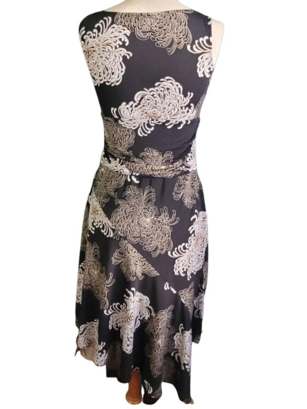 Black Floral Sleeveless Dress - Picture 3 of 3